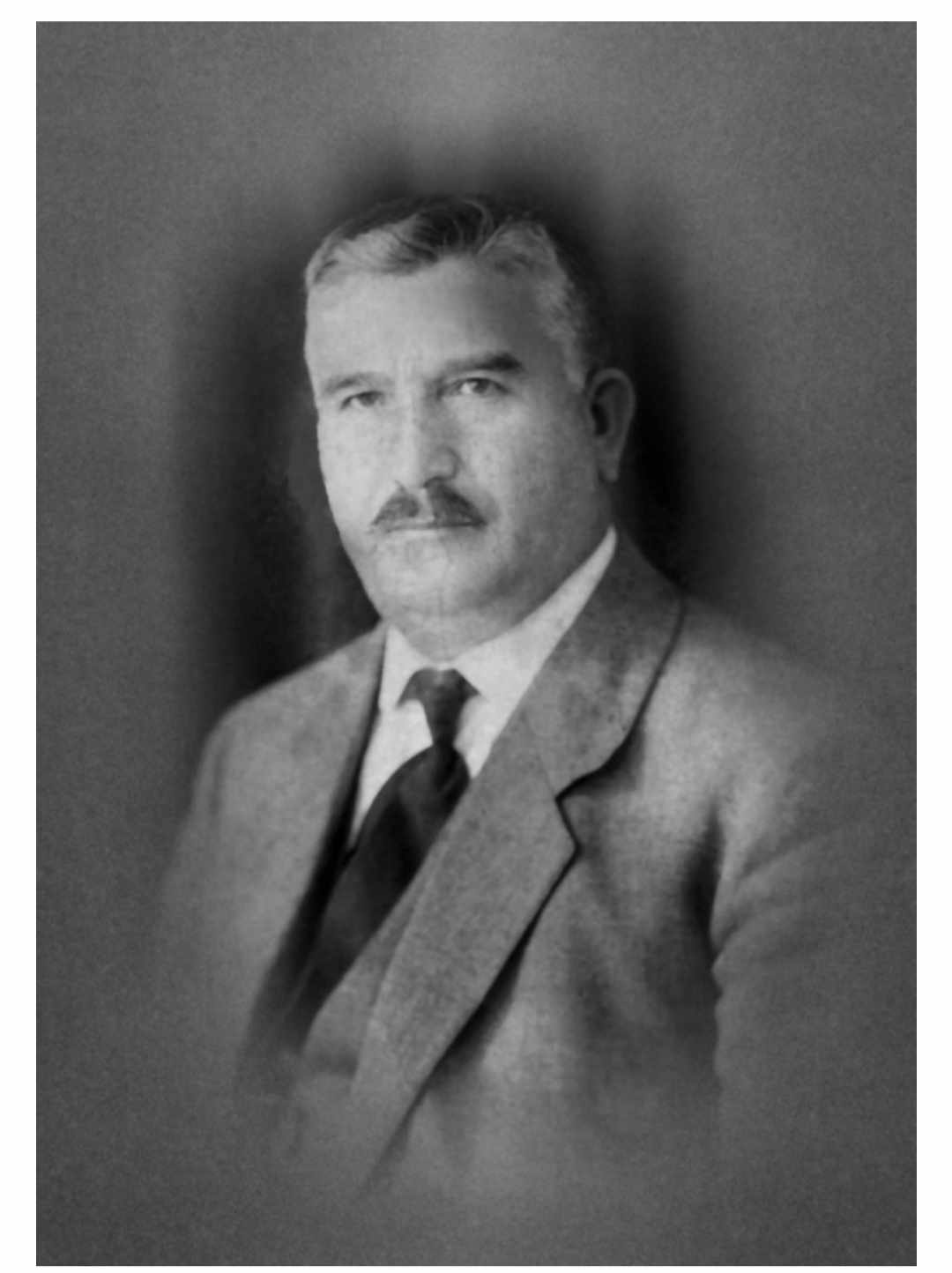 Габровци искат любовта да "реабилитира" девиза на Пенчо Семов